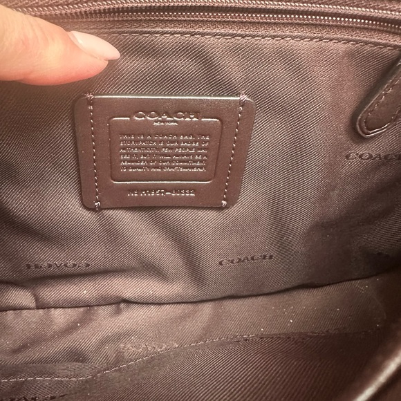 Coach Cassie Pewter Crossbody Bag with Turnlock Closure - Picture 8 of 17